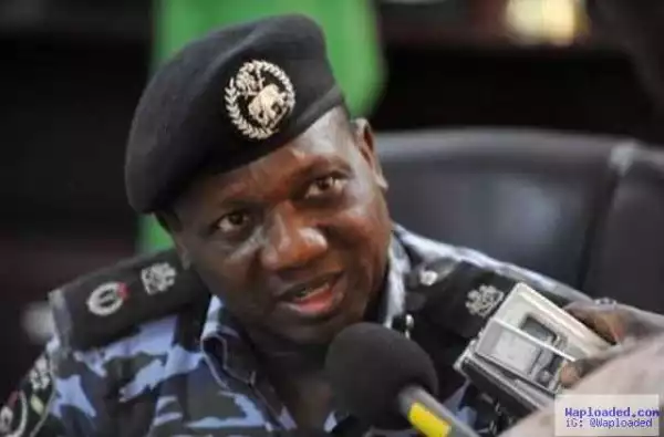 Community storms police command with monarch